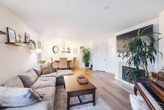 5744 Oak Bend Ln Unit 107, Oak Park, CA 91377
