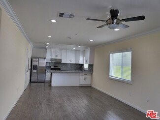 2758 W 12th St, Los Angeles, CA 90006
