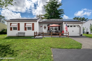 37 S Chestnut Ave, Whiting, NJ 08759