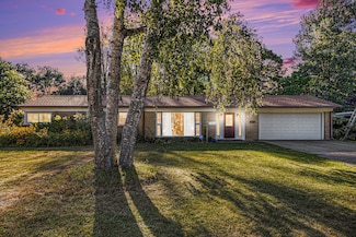 1405 Richland Ave, Kalamazoo, MI 49006