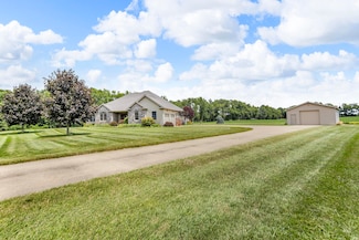 14142 Elm Row Rd, Albion, MI 49224