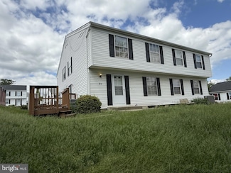 21 Ewing Dr, Reisterstown, MD 21136