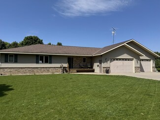 204 West St, Saint Martin, MN 56376