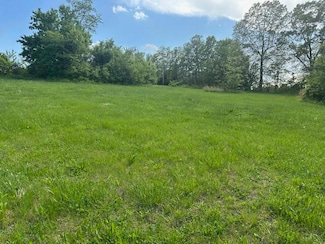 000 State Route F, Koshkonong, MO 65692