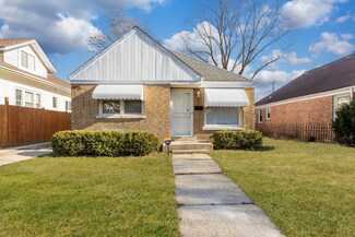 1211 S 2nd Ave, Maywood, IL 60153