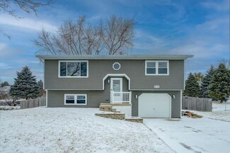 804 Acker Pkwy, de Forest, WI 53532