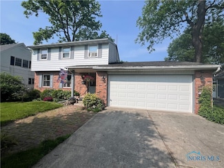 828 Louisiana Ave, Perrysburg, OH 43551