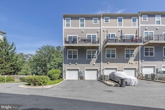 306 Park Ave Unit 1-306, Gaithersburg, MD 20877