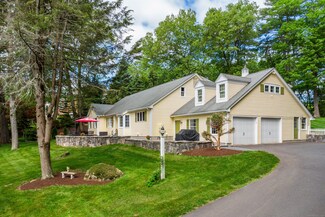 66 Hollister Dr, Avon, CT 06001