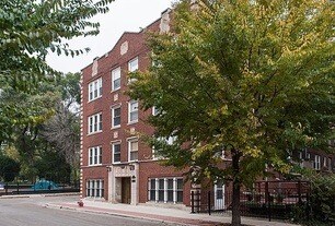 1050 W Dakin St Unit 1C, Chicago, IL 60613