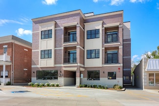 514 Hillgrove Ave Unit 301, Western Springs, IL 60558