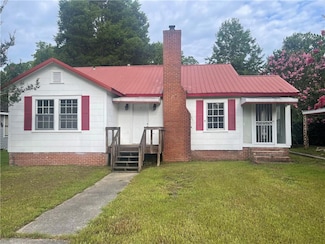 1509 14th Ct, Phenix City, AL 36867