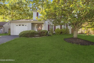 35 Winsted Dr, Howell, NJ 07731