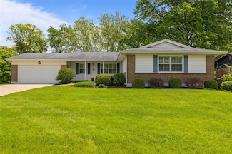 308 Wildbrier Dr, Ballwin, MO 63011