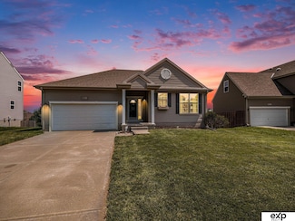 10623 S 110th Ave, Papillion, NE 68046