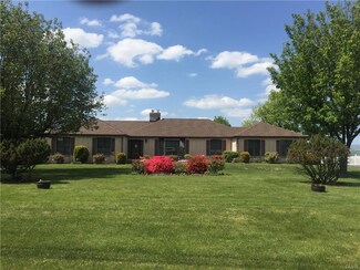 1731 Clearview Rd, Coplay, PA 18037