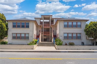823 W 25th St, San Pedro, CA 90731