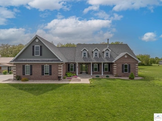 3610 Cambridge Dr, Sedalia, MO 65301