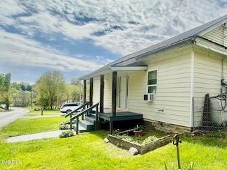 6465 Old Stage Rd, Chuckey, TN 37641