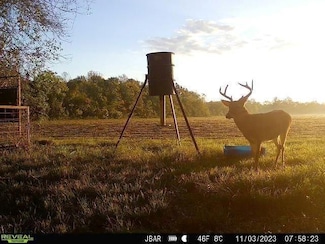 949 County Road 2061, Hull, TX 77564