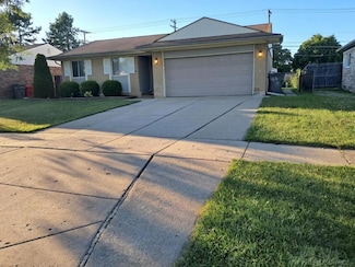 17659 Kuecken St, Clinton Township, MI 48038