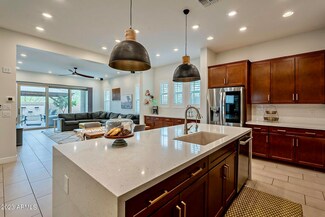 22228 N 34th Place, Phoenix, AZ 85050