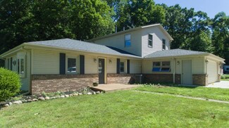 20070 Parkway Ave, Three Rivers, MI 49093