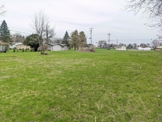 254 W Winnifred St, Freeport, IL 61032