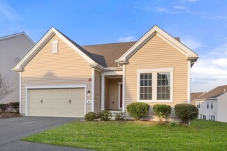 43 Primrose Cir Unit 43, Hopkinton, MA 01748