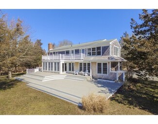 310A Shore Rd, Buzzards Bay, MA 02532