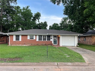 3413 Giamanco St, Alexandria, LA 71301