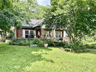 395 Market St, Prospect, TN 38477