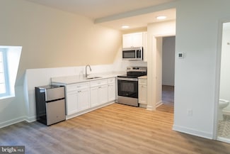 380 Broadview Ave Unit 2, Warrenton, VA 20186