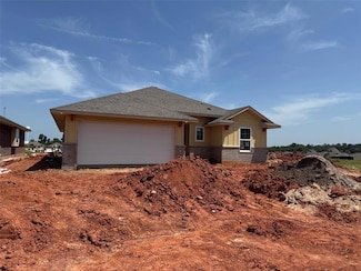 10733 Painted Turtle Way, Midwest City, OK 73130