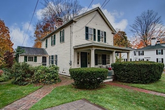 24 Main St, Southborough, MA 01772