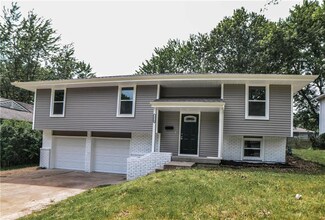5214 S Mccoy St, Independence, MO 64055