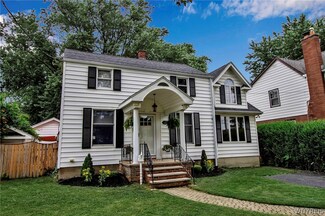 8660 Griffon Ave, Niagara Falls, NY 14304