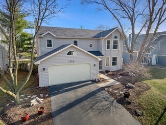 574 Hempstead Ave, Naperville, IL 60565
