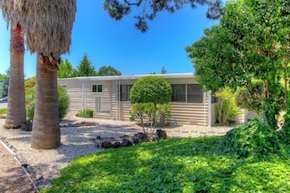235 Regency Ct, Santa Rosa, CA 95401
