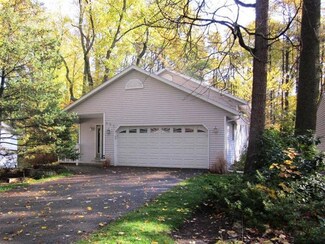 659 Midway Ave, Holland, MI 49423
