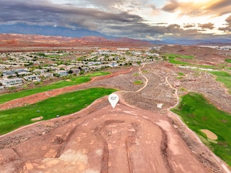 1714 N Golden Bear Way, Washington, UT 84780