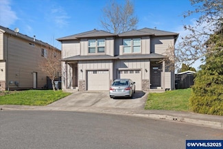 4135 Geranium Loop NE, Salem, OR 97305