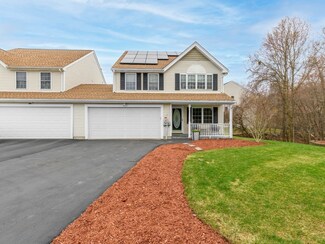 20 Angela Rose Ln, Worcester, MA 01604