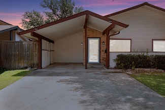 708 Baruna Cir, Garland, TX 75043