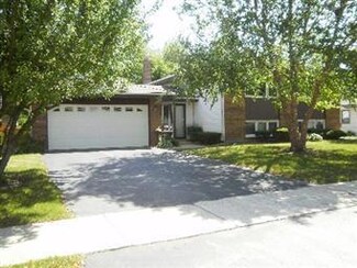 216 Walters Ln, Itasca, IL 60143