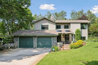 1527 Devon Rd, Saint Cloud, MN 56303