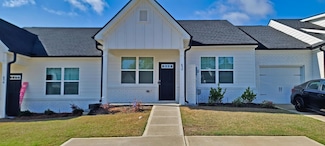 650 Quartz Ln, Graniteville, SC 29829