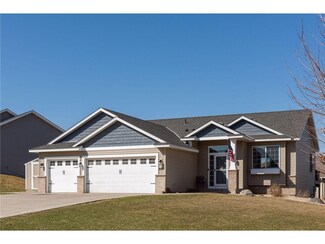 1120 Jasmine Ln, Jordan, MN 55352