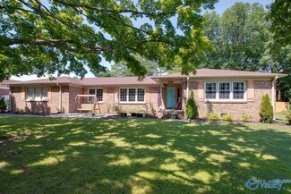 218 Teakwood Dr SW, Huntsville, AL 35801