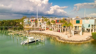 101 11th St, Key Colony Beach, FL 33051